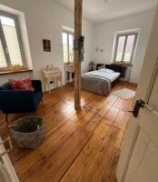 Große Ferienwohnung in tierfreundlicher Hofreite mit Poolnutzung - Chambres d'hôtes Stadecken-Elsheim