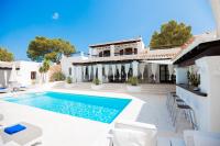 Villa Serenity - Bed and Breakfast Santa Eulària des Riu