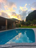 Chácara no centro para até 15 pessoas com piscina aquecida e 5 quartos - B&B Duas Barras