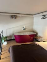 G Loft Spacious - Chambres d’hôtes Kaunas