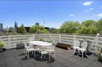Beautiful 2 Bedroom Roof Top Apartment - B&B Londra