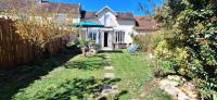 Maison Entre Vignes & Vergers, 8 pers, 10 min d'Auxerre - Bed and Breakfast Jussy