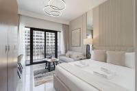 Modern Furnished Studio, Azizi Mirage Studio City - Chambres d'hôtes Dubaï