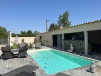 J&J Home - Chambres d’hôtes Entraigues-sur-la-Sorgue