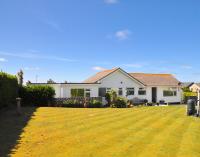 Beautiful coastal bungalow, Sennen, Porthcurno,sea - B&B Penzance