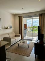 Carmelitas 1BR Apartment - Pool & Parking - Ventura - B&B Asunción