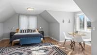 Perfect Retreat for 2 Studio Above Bakery, Dogs! - Bed and Breakfast Sister Bay