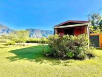 Ti Nid Salazie, Bungalow créole et vue montagne - Chambres d'hôtes Salazie