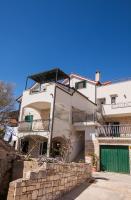 Apartment Nika - B&B Bol