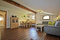 Appartamento con 2 Camere da Letto e Balcone