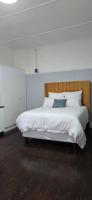 Habitación con cama grande 