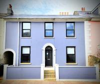 Central Brixham 4-Bed, Sleeps 7, Walk to Harbour - Bed and Breakfast Brixham
