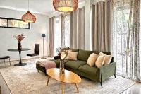 Atypical loft, pool and beach 2 mins away - Bed and Breakfast Péreybère