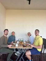 October Guesthouse - Bed and Breakfast Dzjalal-Abad