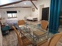 studio 2 spacieux 1à4 pers - B&B Marboz