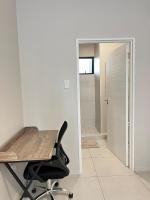 Charisia Prime 1-Bed- Ensuit Executive Stay - B&B Midrand