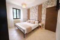 I Tre Fratelli Ad Arona 4BR, garden, jacuzzi, lake - Chambres d'hôtes Ghevio