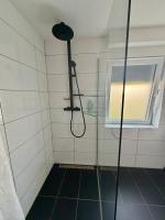 Modernes Apartment mit Terrasse nahe Schweiz - Bed and Breakfast Jestetten