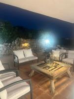 I Massi 2 La Maddalena Villa con terrazze nel Villaggio Piras - B&B La Maddalena