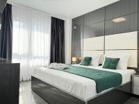 Premium Bucharest Glam Apartments & Studios - Parking Option - B&B Bucharest