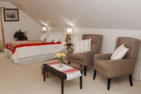 Ukrainian Coastal Getaway, 8 min to beach - B&B Barrington