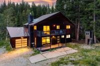 Slopeside River Front Chalet I HotTub I Firepit I Views I Game Room I Bunks I Discounted Attractions - B&B Winter Park