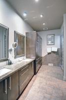 Coulee Estate - Hot Tub, Pool Table, Sleeps 10 - B&B Drumheller