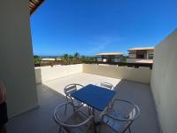 Triplex confortável, com terraço e linda vista mar - Bed and Breakfast Mata de São João