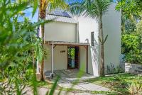 Blue Zebra - Chamarel Hilltop 2BR Modern Villa L'Albizia - B&B Chamarel