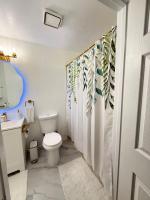 Budget Friendly Room with Parking - B&B Boynton Beach