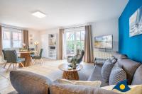 One-Bedroom Apartment with Terrace