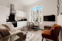Chic 2-Bed Retreat Near Portobello Market - B&B Londra