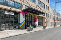 Chic Loft | Free Parking, Gym, Game Room - B&B Filadelfia