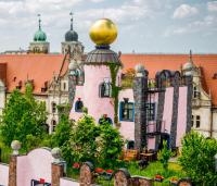 Castelletto - Das Schloss auf dem Dach der Grünen Zitadelle von Hundertwasser - Ferienwohnung Magdeburg
