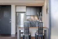 Elegant 2B2B Apt New Acton South w 2 side by side parkings - B&B Canberra