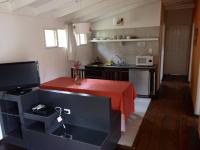Bungalow (4 Adults)