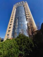 Smart Plaza Modern Apartment - Світла квартира з вражаючим видом - Метро КПІ 3 хв - Chambres d'hôtes Kiev