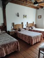 Camera Matrimoniale con Letto Supplementare