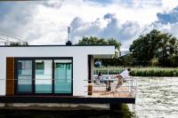 KranichNest Uferhaus - Schwimmhaus am Bodden Ostsee - B&B Ribnitz-Damgarten