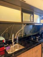 Apartamento 2quartos para 6 pessoas , Piscina, Ar condicionado, WIFI, Garagem dentro condomínio Grátis, 5 min da Praia, Lava e Seca - Chambres d'hôtes Macaé