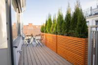 Small Penthouse with terrace by Schonbrunn - Chambres d'hôtes Vienne