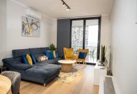 Elegant-World Ellipse Waterfall - B&B Midrand