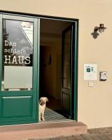 Ferienwohnung Heppenheim mit Hund- Wohnung "Odenwald" mit 2 Schlafzimmern- Das schiefe Haus - B&B Heppenheim an der Bergstrasse