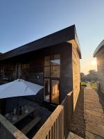 Eco-lodge - 5 min walk from the beach - Porthtowan - Bed and Breakfast Porthtowan