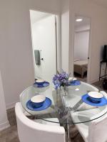 Executive Style New 1 Bed 1 Bathroom Condo In Vaughan - B&B Vaughan