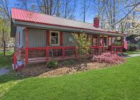 Relaxing Retreat on Jonathan Creek - B&B Maggie Valley