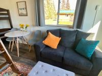 Blue Moose Cabin at Moose Tracks Lodging - B&B Kenai