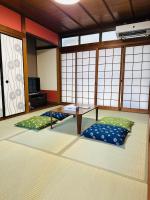 11 mins by train to Kyoto, near Lake Biwa, Japanese-style detached house, can accommodate 7 people - B&B Ōtsu