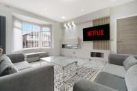 Stylish Home With Free Parking And Easy City Access - B&B Manchester