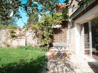 L'ESCAPADE T3 avec terrasse privative - Bed and Breakfast Lussac-les-Châteaux